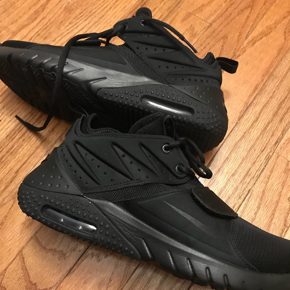 Nike’s size 8 brand new